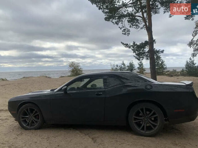 Додж Челенджер, объемом двигателя 5.65 л и пробегом 134 тыс. км за 26500 $, фото 1 на Automoto.ua