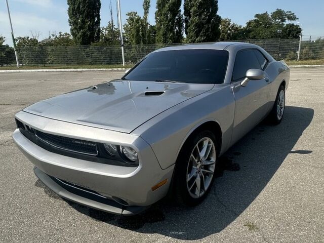 Сірий Додж Challenger, об'ємом двигуна 3.6 л та пробігом 185 тис. км за 16045 $, фото 1 на Automoto.ua