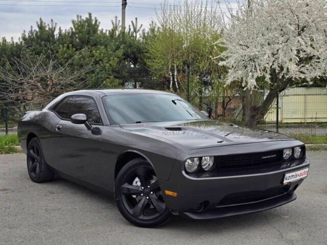 Сірий Додж Challenger, об'ємом двигуна 3.6 л та пробігом 270 тис. км за 13023 $, фото 1 на Automoto.ua