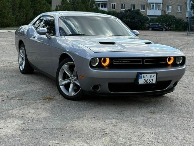 Сірий Додж Challenger, об'ємом двигуна 3.6 л та пробігом 141 тис. км за 17900 $, фото 1 на Automoto.ua
