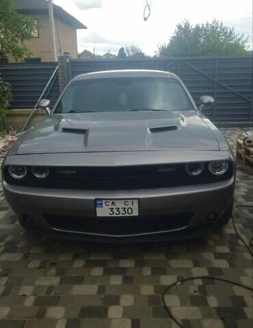 Сірий Додж Challenger, об'ємом двигуна 3.6 л та пробігом 100 тис. км за 15700 $, фото 1 на Automoto.ua
