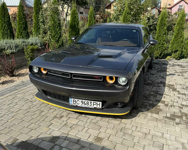 Сірий Додж Challenger, об'ємом двигуна 3.6 л та пробігом 130 тис. км за 20500 $, фото 1 на Automoto.ua