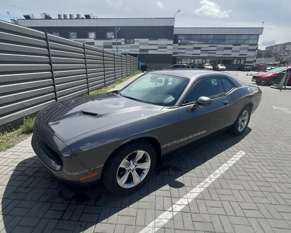 Сірий Додж Challenger, об'ємом двигуна 3.6 л та пробігом 70 тис. км за 18500 $, фото 1 на Automoto.ua