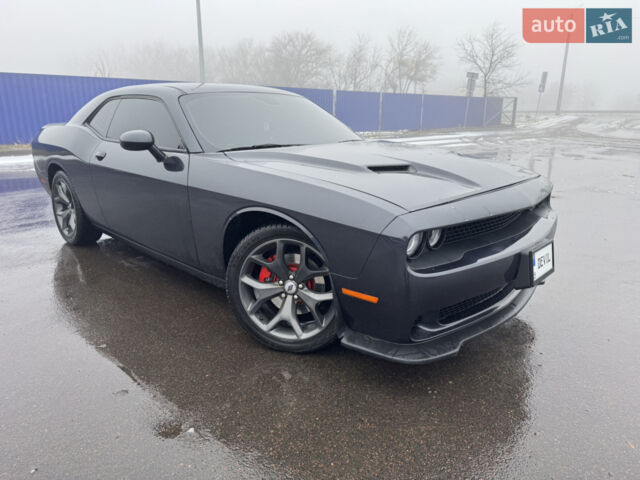 Сірий Додж Challenger, об'ємом двигуна 3.61 л та пробігом 137 тис. км за 19000 $, фото 1 на Automoto.ua