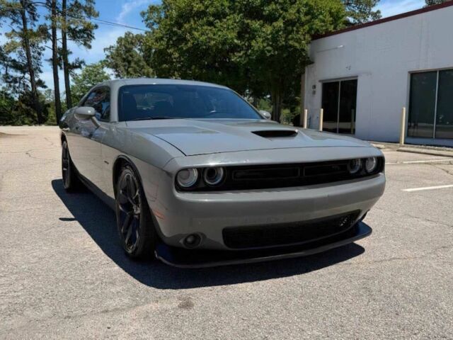 Сірий Додж Challenger, об'ємом двигуна 5.7 л та пробігом 46 тис. км за 15901 $, фото 1 на Automoto.ua