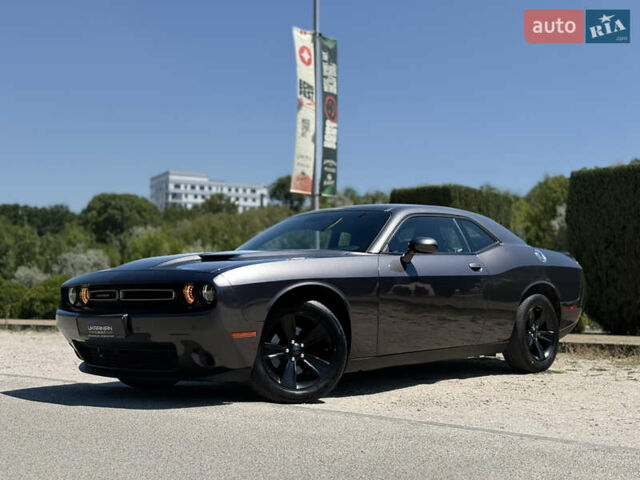 Сірий Додж Challenger, об'ємом двигуна 3.6 л та пробігом 94 тис. км за 18700 $, фото 1 на Automoto.ua