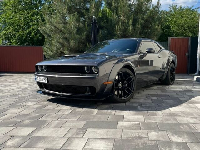 Сірий Додж Challenger, об'ємом двигуна 6.42 л та пробігом 16 тис. км за 44400 $, фото 1 на Automoto.ua