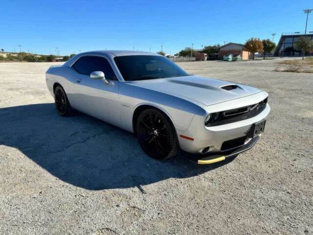 Сірий Додж Challenger, об'ємом двигуна 5.7 л та пробігом 42 тис. км за 12000 $, фото 1 на Automoto.ua