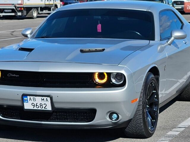 Сірий Додж Challenger, об'ємом двигуна 3.6 л та пробігом 122 тис. км за 25000 $, фото 1 на Automoto.ua