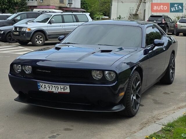Синій Додж Challenger, об'ємом двигуна 3.6 л та пробігом 169 тис. км за 13800 $, фото 1 на Automoto.ua