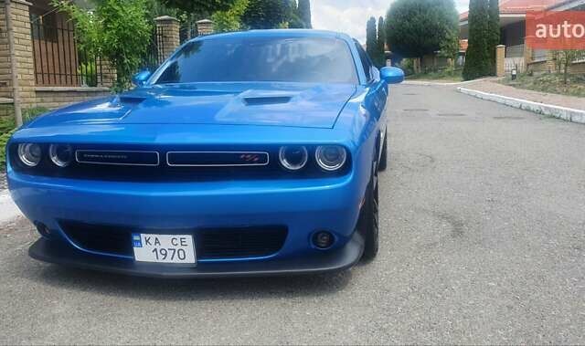 Синій Додж Challenger, об'ємом двигуна 6.42 л та пробігом 64 тис. км за 25000 $, фото 1 на Automoto.ua