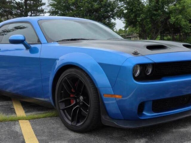 Додж Челенджер 2019 в Ужгороде на Automoto.ua Синий Додж Челенджер, объемом двигателя 6.2 л и пробегом 46 тыс. км за 5400 $, фото 1 на Automoto.ua