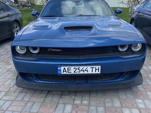 Синій Додж Challenger, об'ємом двигуна 6.4 л та пробігом 16 тис. км за 40000 $, фото 1 на Automoto.ua
