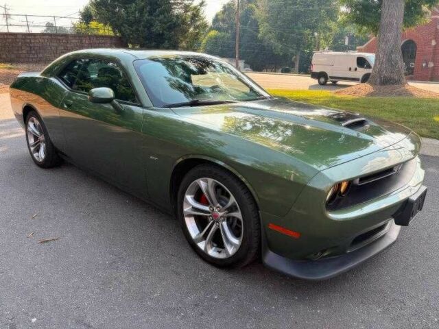 Зелений Додж Challenger, об'ємом двигуна 3.6 л та пробігом 46 тис. км за 15000 $, фото 1 на Automoto.ua