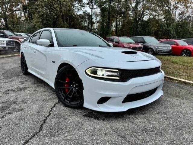 Белый Додж Чарджер, объемом двигателя 3.6 л и пробегом 43 тыс. км за 5200 $, фото 1 на Automoto.ua