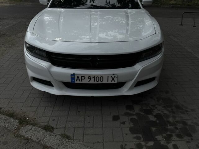 Білий Додж Charger, об'ємом двигуна 3.6 л та пробігом 181 тис. км за 12028 $, фото 1 на Automoto.ua
