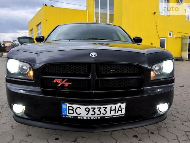 Чорний Додж Charger, об'ємом двигуна 5.7 л та пробігом 123 тис. км за 16999 $, фото 1 на Automoto.ua