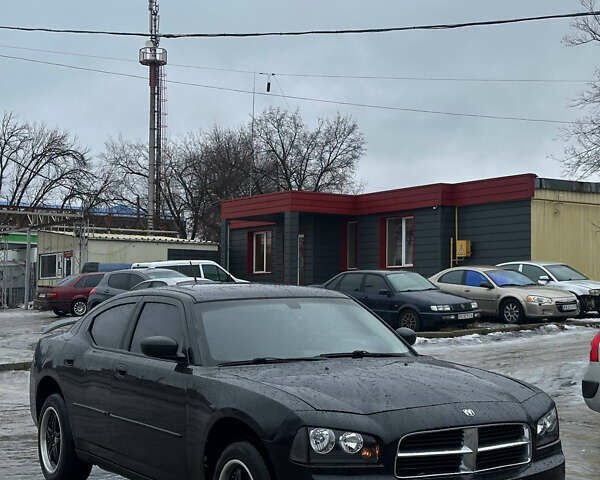 Черный Додж Чарджер, объемом двигателя 3.5 л и пробегом 200 тыс. км за 6300 $, фото 1 на Automoto.ua