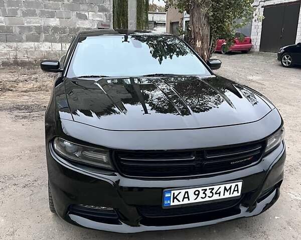 Чорний Додж Charger, об'ємом двигуна 3.6 л та пробігом 125 тис. км за 16500 $, фото 1 на Automoto.ua