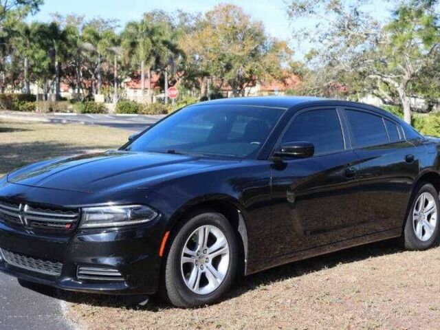 Черный Додж Чарджер, объемом двигателя 3.6 л и пробегом 53 тыс. км за 3700 $, фото 1 на Automoto.ua