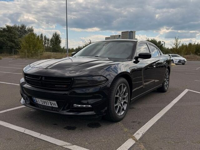 Чорний Додж Charger, об'ємом двигуна 3.6 л та пробігом 155 тис. км за 18000 $, фото 1 на Automoto.ua