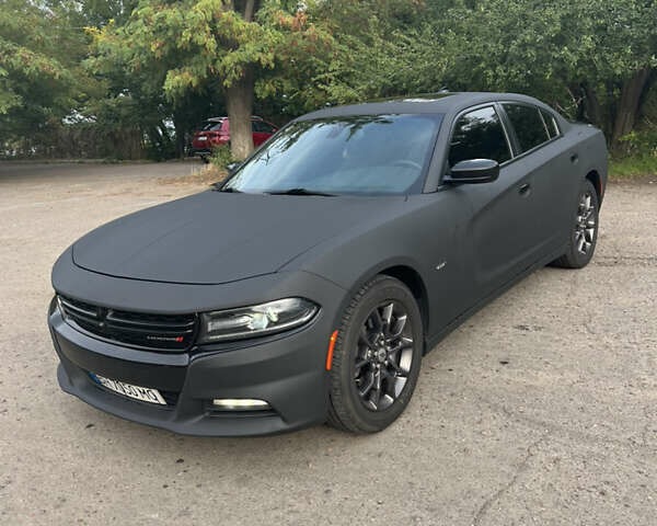 Чорний Додж Charger, об'ємом двигуна 3.6 л та пробігом 130 тис. км за 19500 $, фото 1 на Automoto.ua