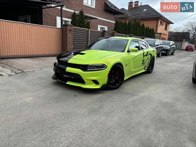 Чорний Додж Charger, об'ємом двигуна 6.4 л та пробігом 83 тис. км за 29800 $, фото 1 на Automoto.ua