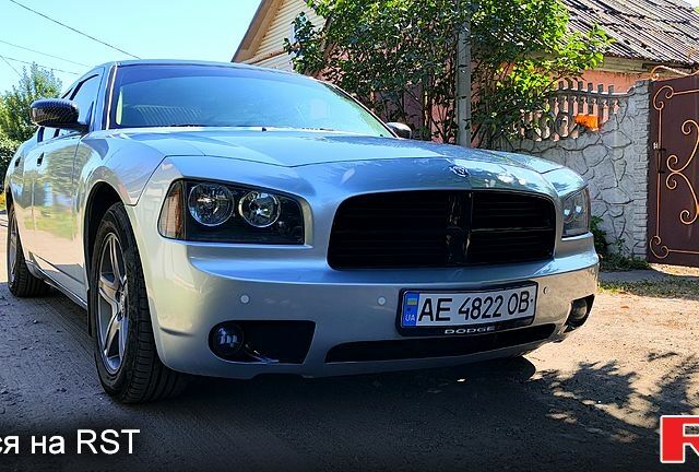 Сірий Додж Charger, об'ємом двигуна 3.5 л та пробігом 212 тис. км за 8200 $, фото 1 на Automoto.ua