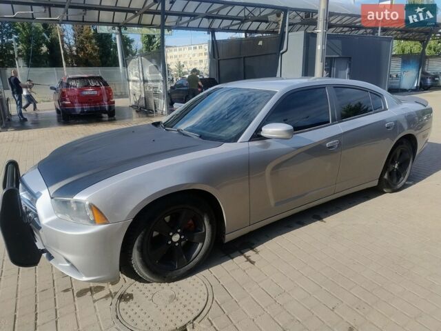 Сірий Додж Charger, об'ємом двигуна 3.6 л та пробігом 169 тис. км за 12000 $, фото 1 на Automoto.ua