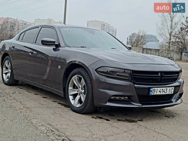 Серый Додж Чарджер, объемом двигателя 3.6 л и пробегом 84 тыс. км за 16500 $, фото 1 на Automoto.ua