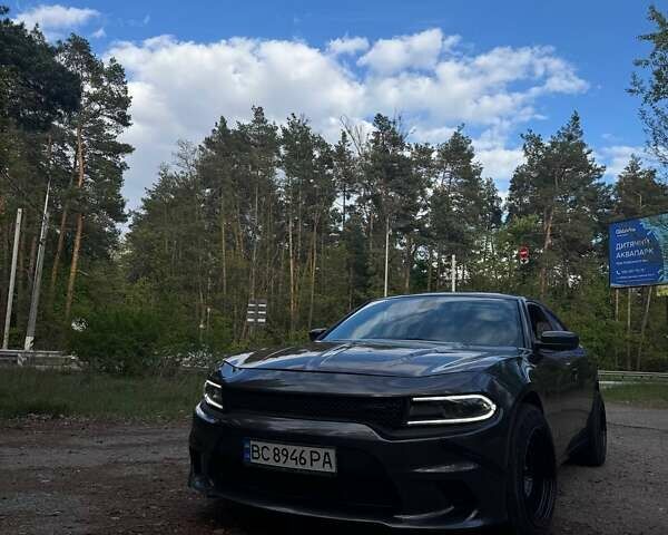 Серый Додж Чарджер, объемом двигателя 5.7 л и пробегом 148 тыс. км за 22000 $, фото 1 на Automoto.ua
