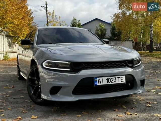 Додж Чарджер 2022 в Белой Церкве на Automoto.ua Серый Додж Чарджер, объемом двигателя 3.6 л и пробегом 63 тыс. км за 24500 $, фото 1 на Automoto.ua