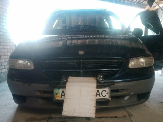 Синій Додж Charger, об'ємом двигуна 2.5 л та пробігом 330 тис. км за 2505 $, фото 1 на Automoto.ua