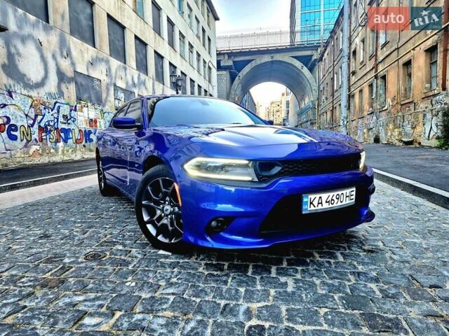 Синий Додж Чарджер, объемом двигателя 3.6 л и пробегом 55 тыс. км за 15100 $, фото 1 на Automoto.ua