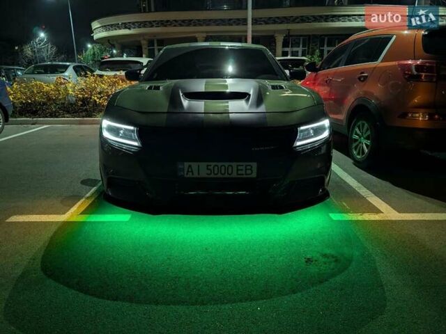 Зеленый Додж Чарджер, объемом двигателя 3.6 л и пробегом 120 тыс. км за 19999 $, фото 1 на Automoto.ua