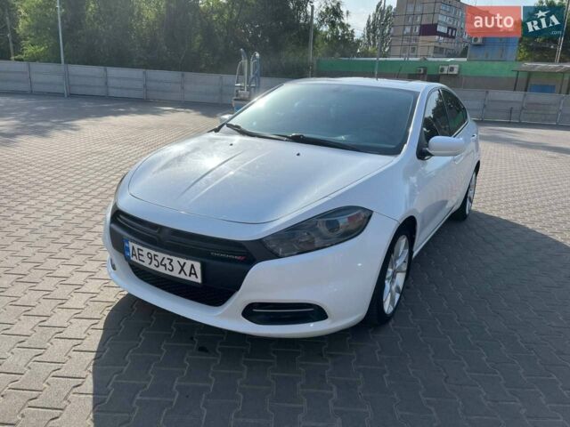 Белый Додж Дарт, объемом двигателя 1.4 л и пробегом 165 тыс. км за 7999 $, фото 1 на Automoto.ua