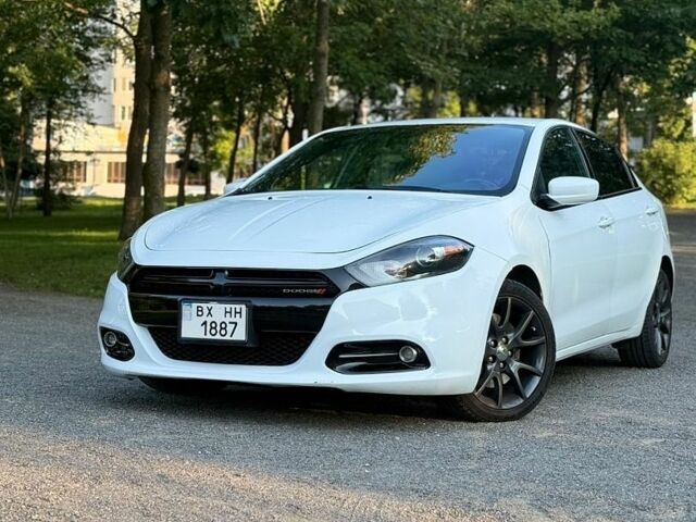 Білий Додж Дарт, об'ємом двигуна 2.36 л та пробігом 209 тис. км за 6950 $, фото 1 на Automoto.ua