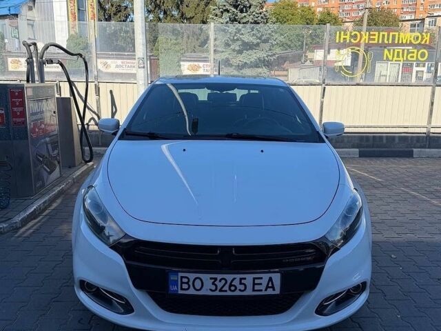 Білий Додж Дарт, об'ємом двигуна 2.4 л та пробігом 194 тис. км за 8400 $, фото 1 на Automoto.ua
