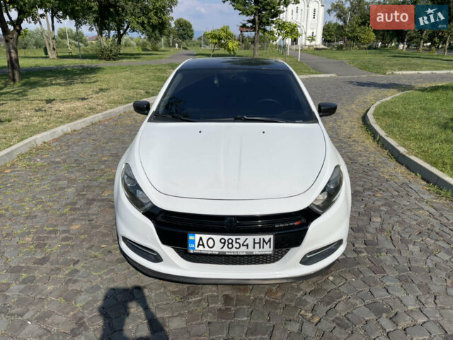 Білий Додж Дарт, об'ємом двигуна 2.4 л та пробігом 100 тис. км за 9000 $, фото 1 на Automoto.ua