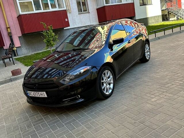 Черный Додж Дарт, объемом двигателя 2 л и пробегом 240 тыс. км за 7950 $, фото 1 на Automoto.ua