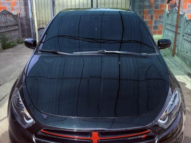 Черный Додж Дарт, объемом двигателя 2.4 л и пробегом 3 тыс. км за 9104 $, фото 1 на Automoto.ua