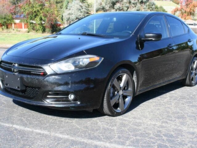 Черный Додж Дарт, объемом двигателя 2.4 л и пробегом 79 тыс. км за 1000 $, фото 1 на Automoto.ua