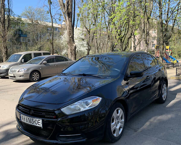 Чорний Додж Дарт, об'ємом двигуна 2 л та пробігом 161 тис. км за 7500 $, фото 1 на Automoto.ua