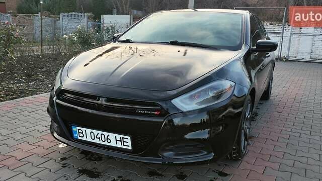 Черный Додж Дарт, объемом двигателя 2 л и пробегом 70 тыс. км за 7000 $, фото 1 на Automoto.ua