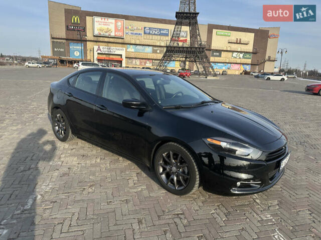 Черный Додж Дарт, объемом двигателя 2.36 л и пробегом 117 тыс. км за 9700 $, фото 1 на Automoto.ua