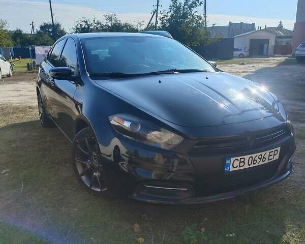 Черный Додж Дарт, объемом двигателя 2 л и пробегом 216 тыс. км за 7500 $, фото 1 на Automoto.ua