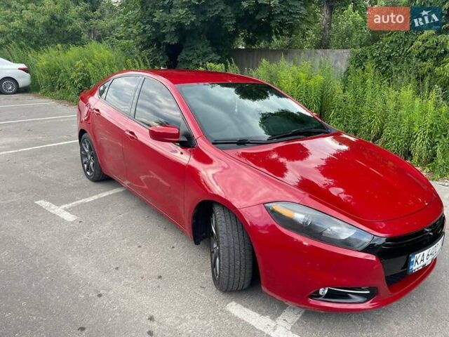 Красный Додж Дарт, объемом двигателя 2.36 л и пробегом 120 тыс. км за 9600 $, фото 1 на Automoto.ua