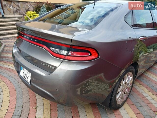 Сірий Додж Дарт, об'ємом двигуна 2 л та пробігом 132 тис. км за 8300 $, фото 1 на Automoto.ua