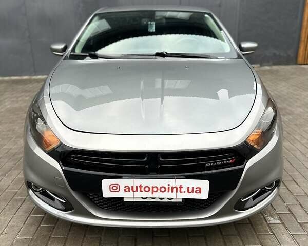 Серый Додж Дарт, объемом двигателя 2 л и пробегом 194 тыс. км за 8400 $, фото 1 на Automoto.ua