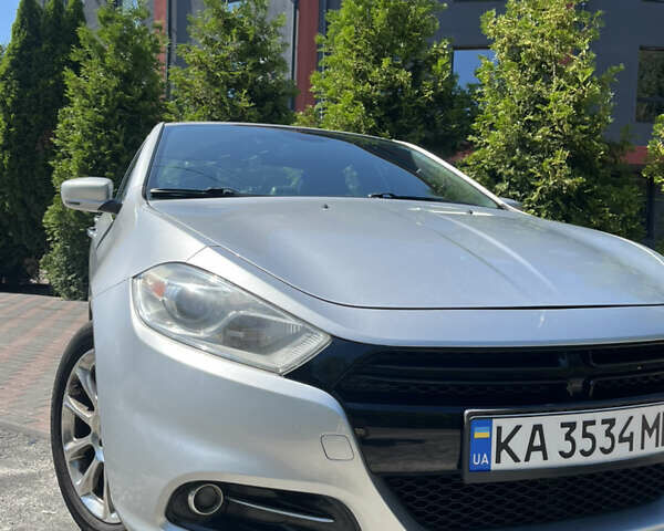 Серый Додж Дарт, объемом двигателя 2 л и пробегом 118 тыс. км за 9650 $, фото 1 на Automoto.ua